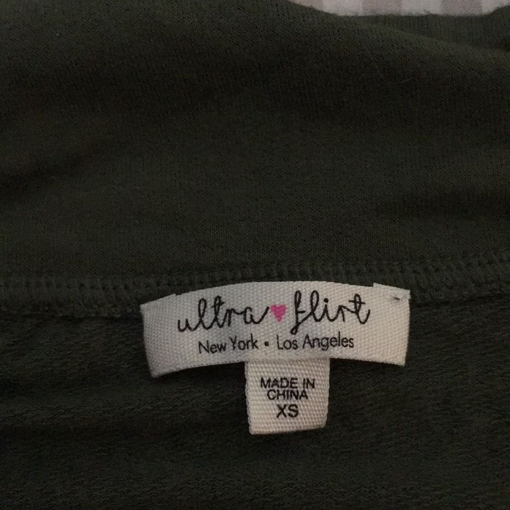 Good condition Top - Picture 4 of 5